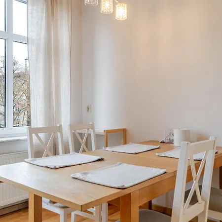 Raciborska Urban By Bookinghost *