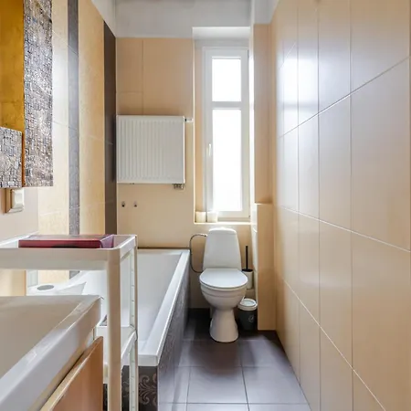 Raciborska Urban By Bookinghost