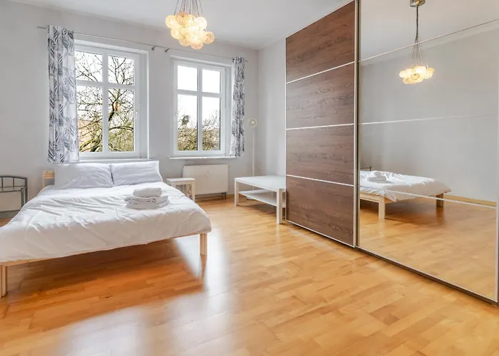 Raciborska Urban By Bookinghost Daire *